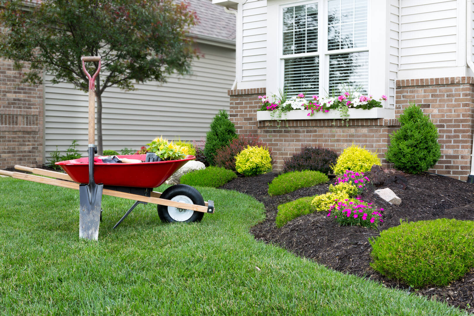 Trusted Hardscapes Contractors In Columbus OH For Your Dream Outdoor Spaces By Simes Landscape Inc