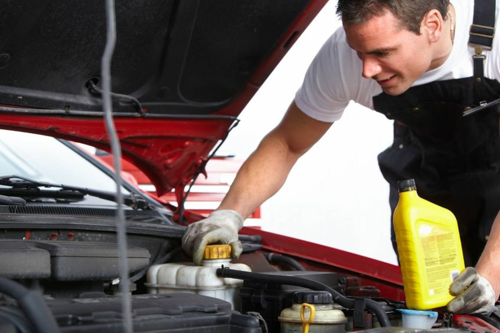 Dinges Auto Glass
