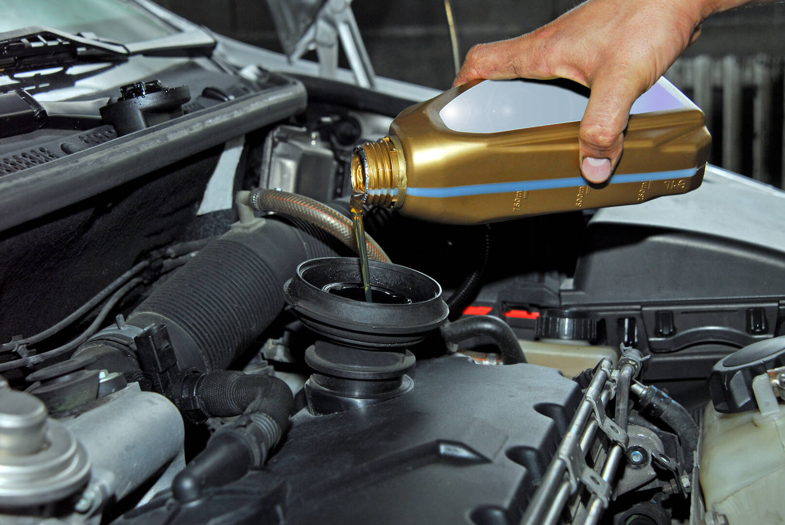 Lee & Thomas Auto Electrical & Battery World